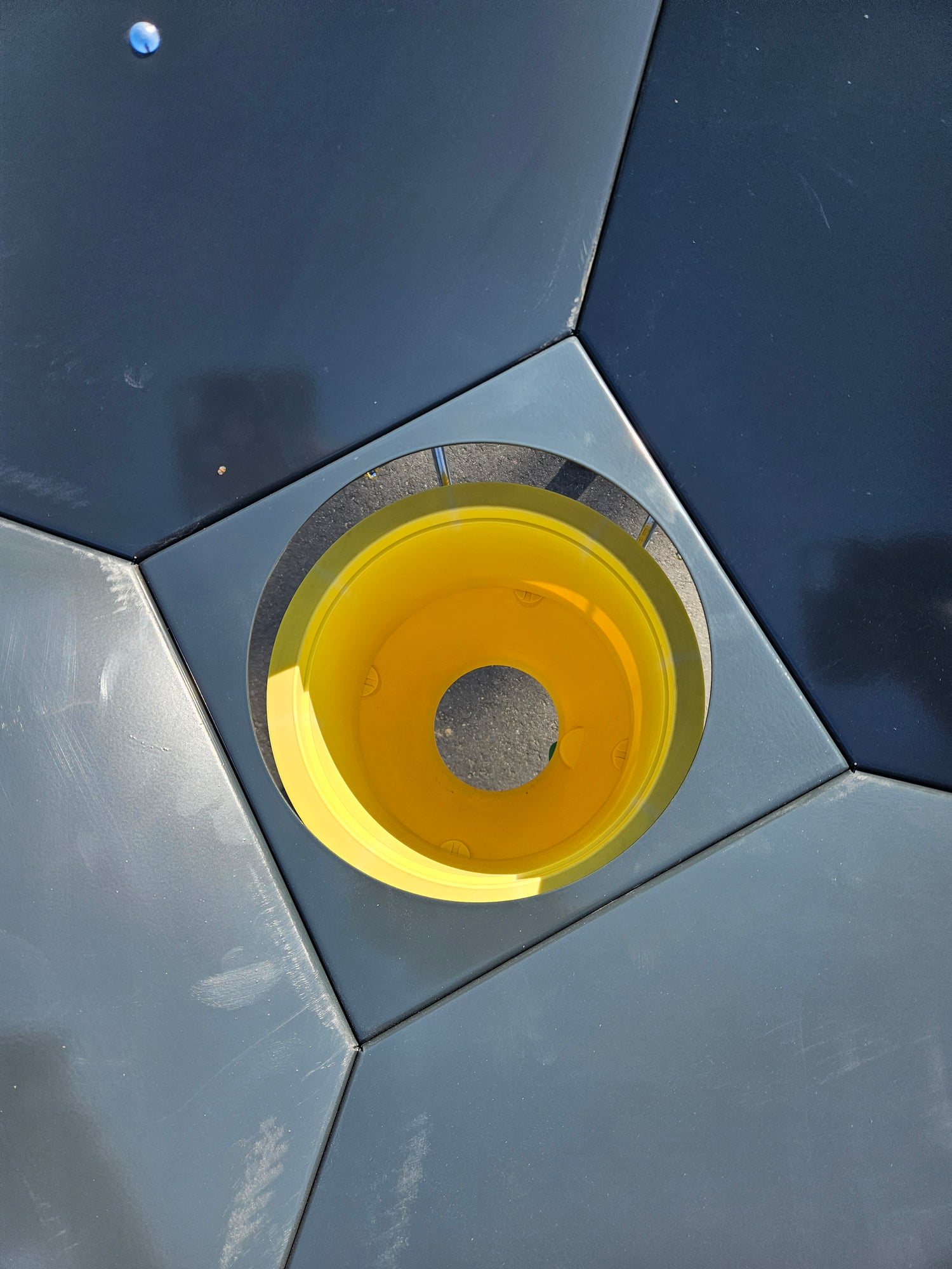 Modulo HI® big bag unloading station; funnel