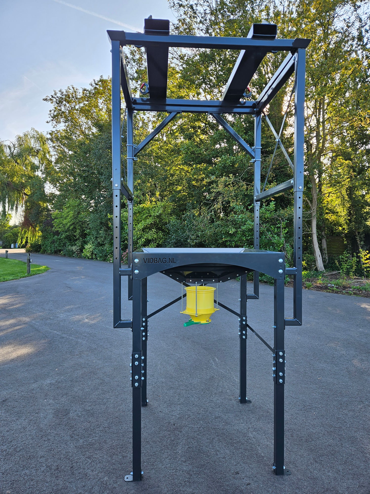 Modulo HI® big bag unloading station; funnel