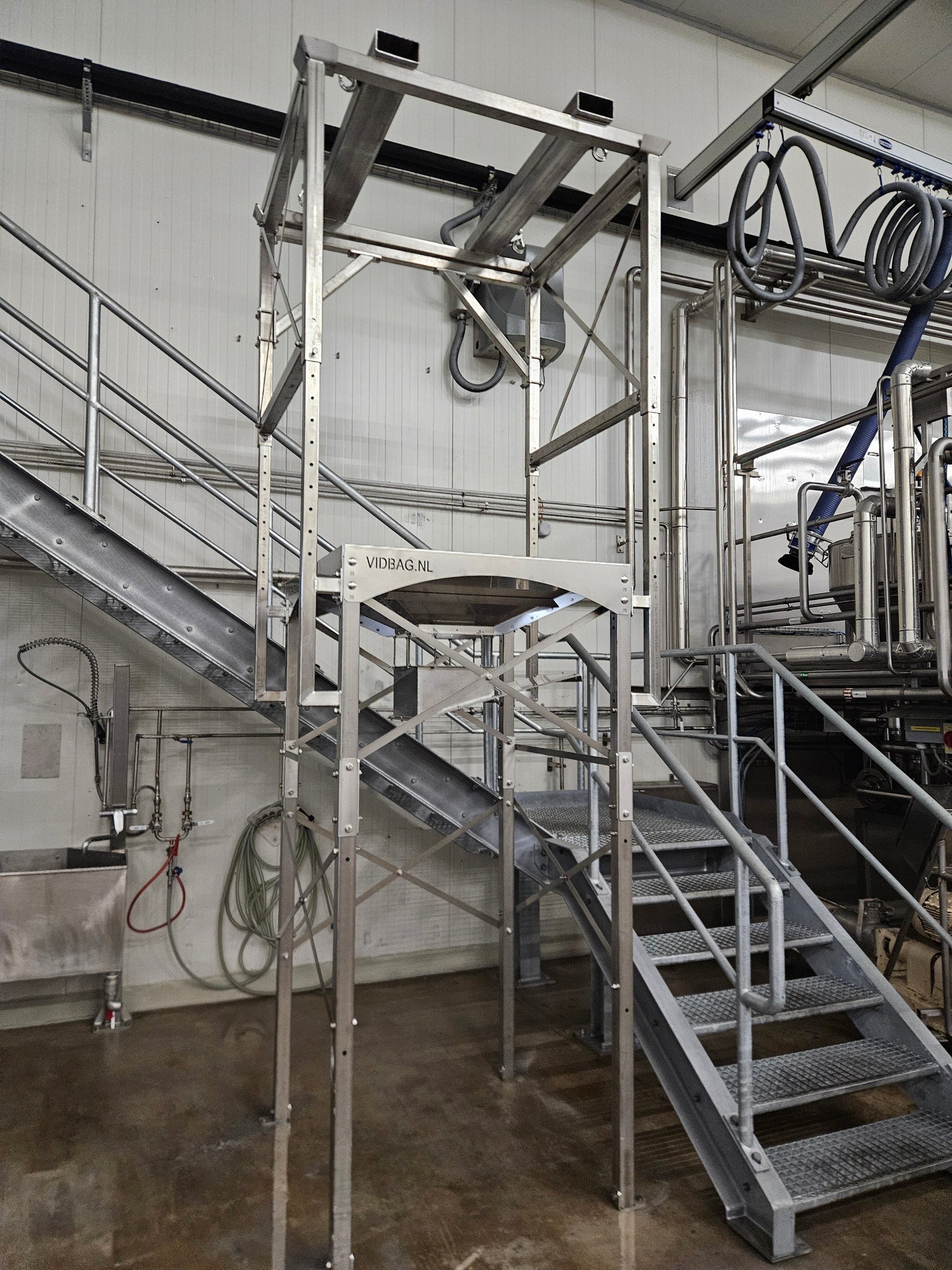 Modulo HI RVS bigbag losstation voor frisdrank fabrikant